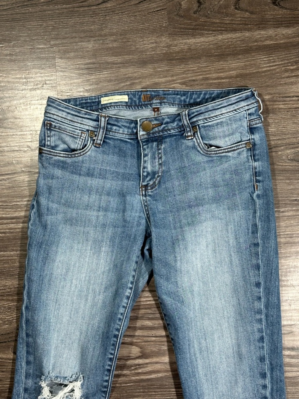 KUT FROM THE KLOTH Distressed CATHERINE Slim Boyfriend Cuffed Cropped Jeans 6 - Picture 2 of 13